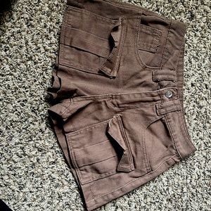 SHEIN BROWN CARGO SHORTS